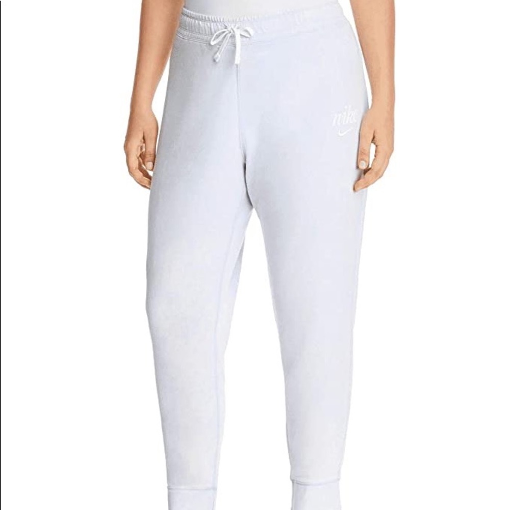 NEW Nike NSW sportswear pants - Picture 3 of 7
